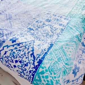 Anthropologie king duvet + pillows